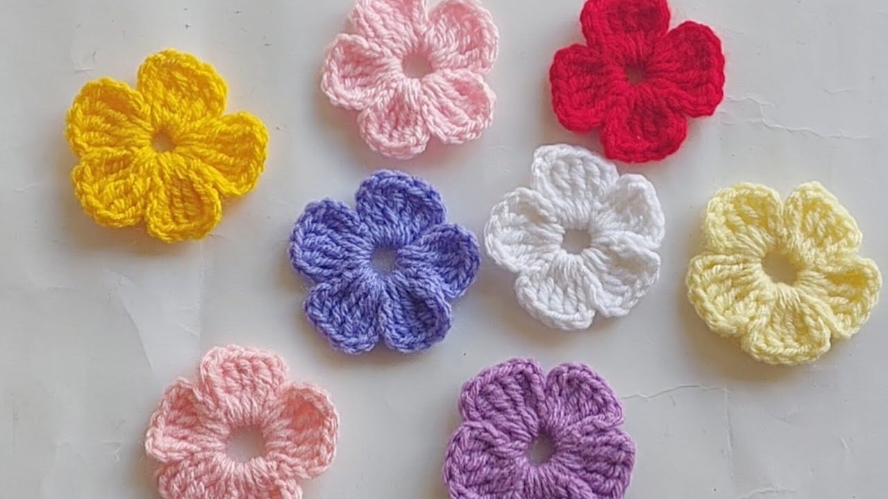 Crochet flower for beginners| How to crochet a beautiful flower #handmade #woolenflower #diy