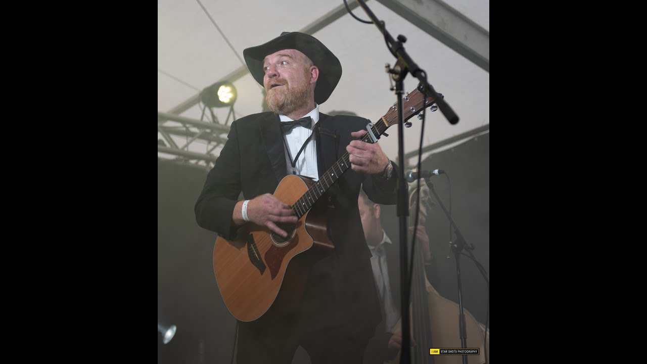 Big Red & The Grinners - Stormin' the Castle 2021