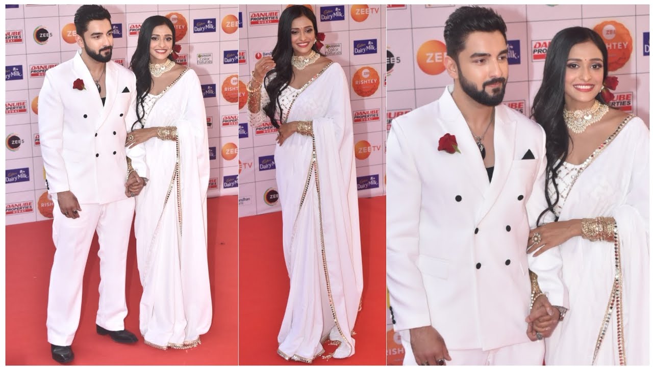 Sweet and Nut Reel Entertainers Rohit Suchanti & Aishwarya Khare at ZEE RISHTEY AWARDS in Mumbai .
