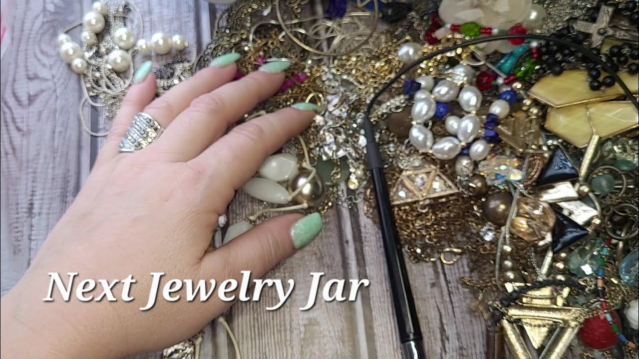 Следующая Баночка для украшений пройдет через #jewelrysale #unboxing #unjarring