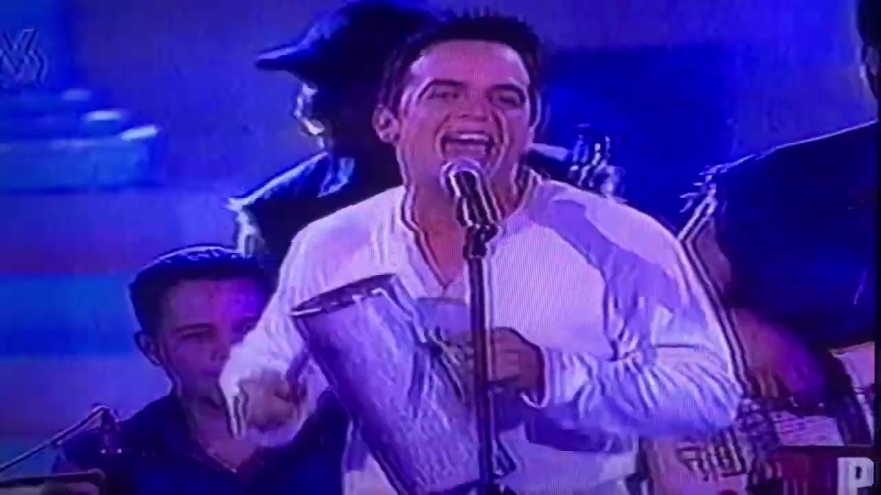 ORQUESTA LOS ADOLESCENTES - Festival de la Orquidea - 2002 - Recuerdos - Me Gusta - Canta Nestor