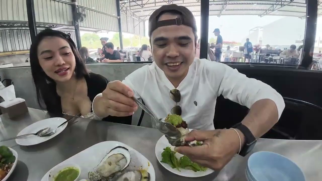 คลิปเต็ม อยากกินต้องไปลองไม่ผิดหวัง จานใหญ่มาก❗❗❗❗#เหมยหมึกเป็นซาซิมิ