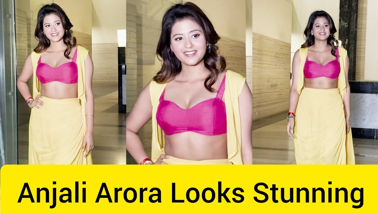 Kacha Badam Fame Anjali Arora Looking Absolutely Stunning Spotted At Andheri For Upcoming Shoot