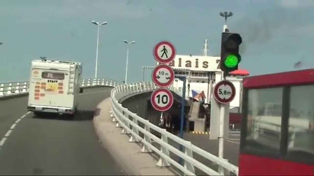 Tour della Scozia   operazioni imbarco con il camper a Calais e di sbarco a Dover