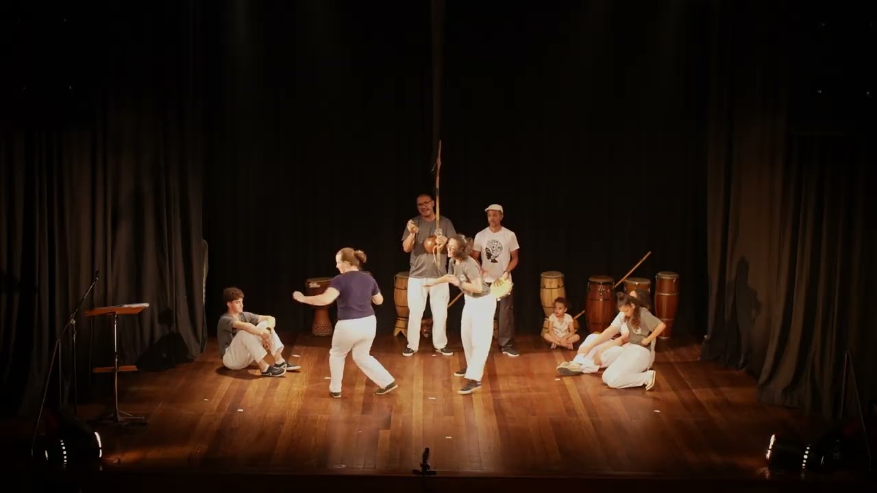 Apresentação de Capoeira - Adulto (9ª Mostra LAB)