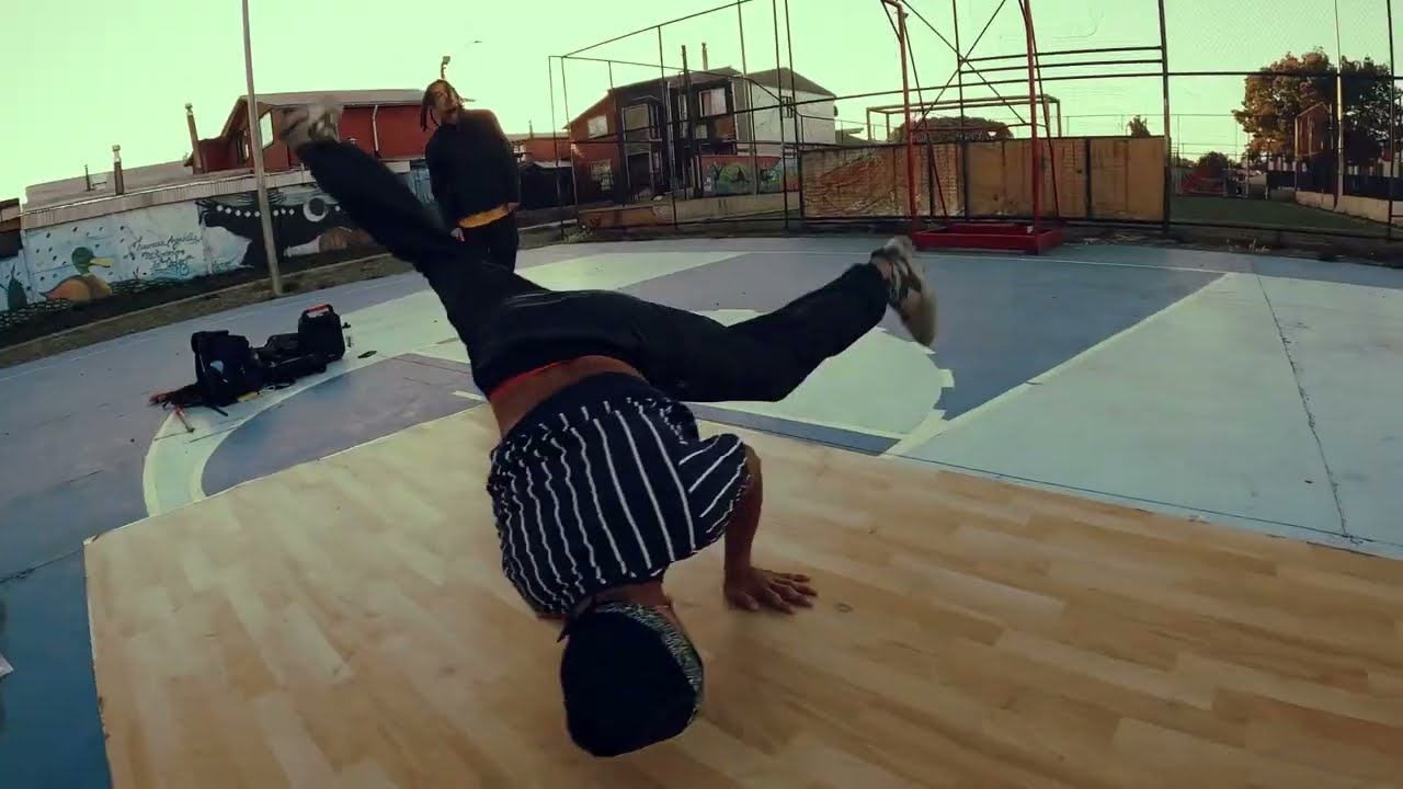 The Fragz - Dance Tune (Official Music Video)