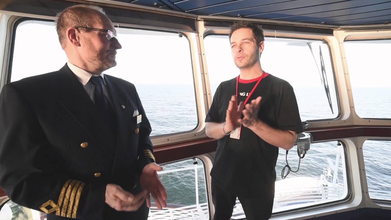 Kävimme jututtamassa Viking Gabriellan kapteenia