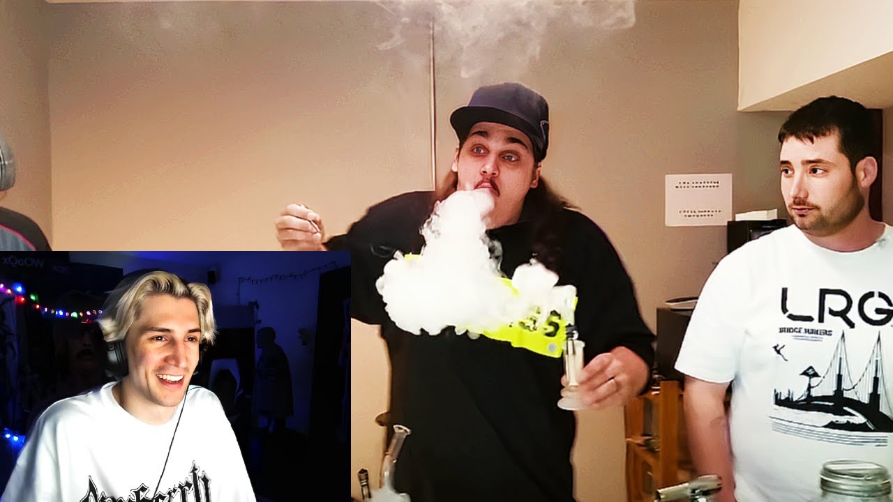 xQc Reacts to CustomGrow420 1 GRAM DAB