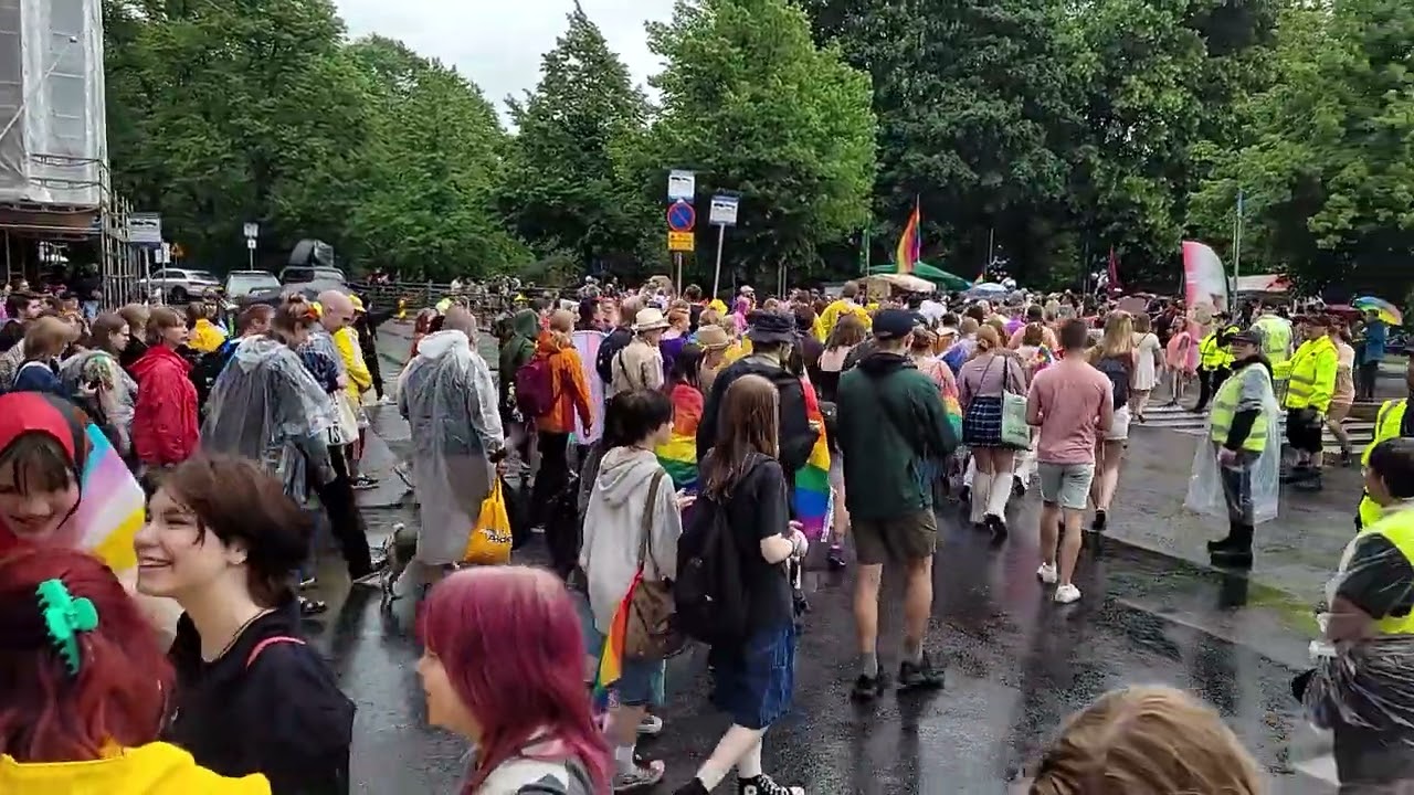 HELSINKI Pride 2023 Kulkue osa 3. Kaivopuisto