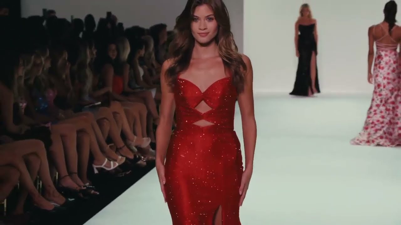 🔥🔥 Sherri Hill NYFW 2026🔥🔥	“The runway moment we’ve all been waiting for 👑”