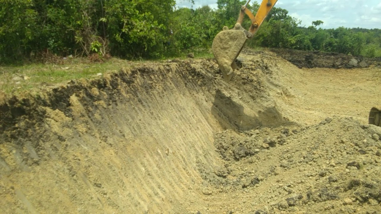 Skills work excavator operator slope