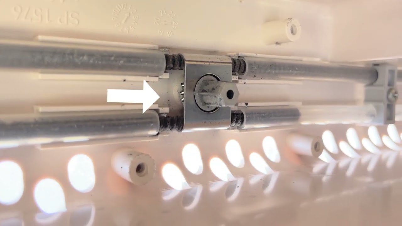 Falter-Vanlife - Dachfenster defekt? So reparierst du es einfach selbst!