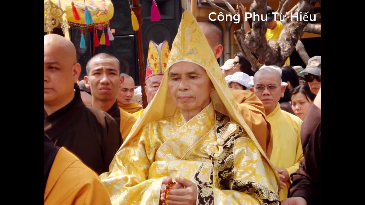 công phu khuya chùa Từ Hiếu Huế. nhung bài tán cổ huế. nghi lễ huế. 🙏🙏🙏🙏🙏😍🙏😍🙏😍🙏😍🙏😍🙏