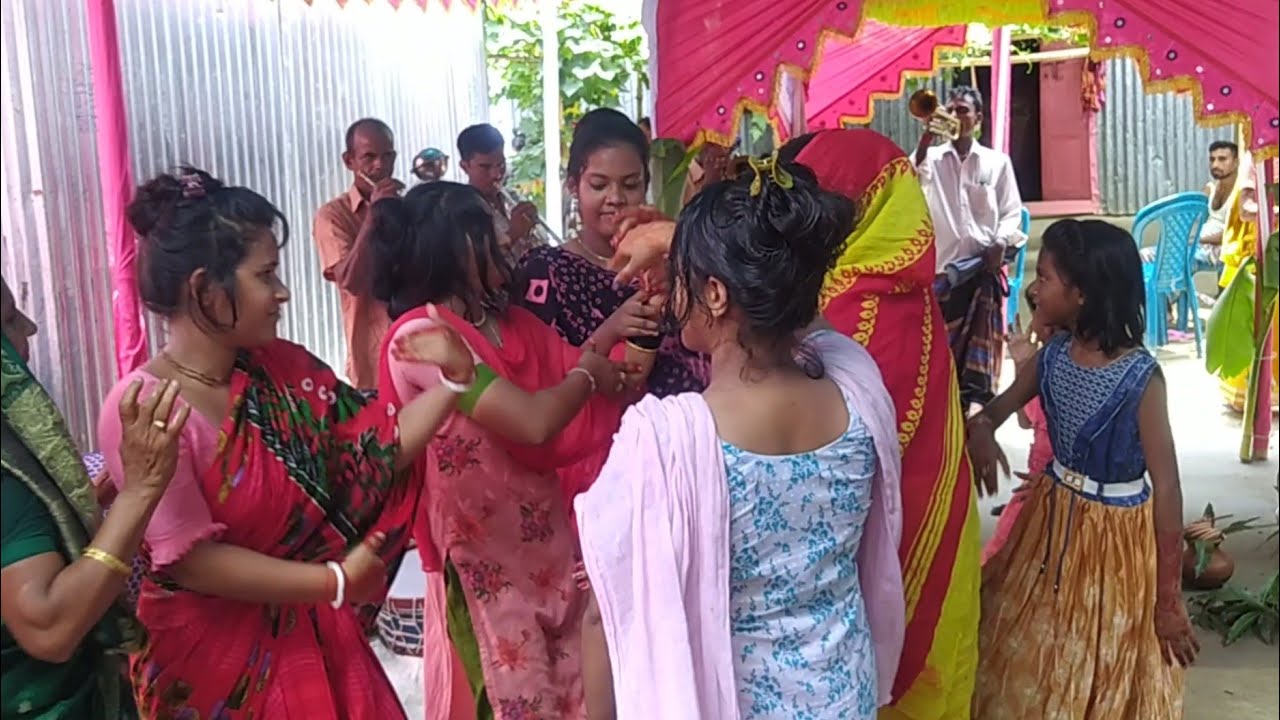 বিয়ে বাড়ির অস্থির ডেন্স||hot dance