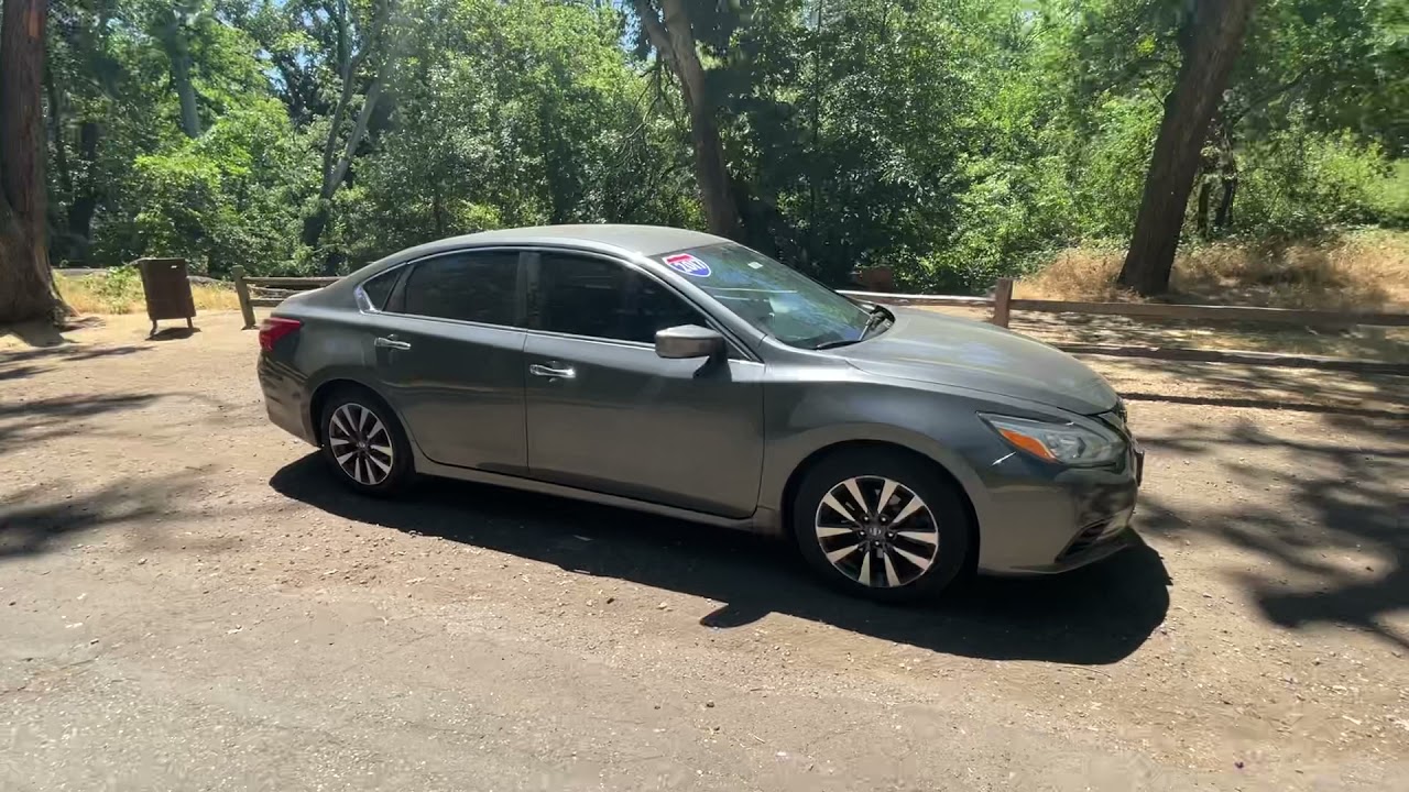 2017 Nissan Altima SV