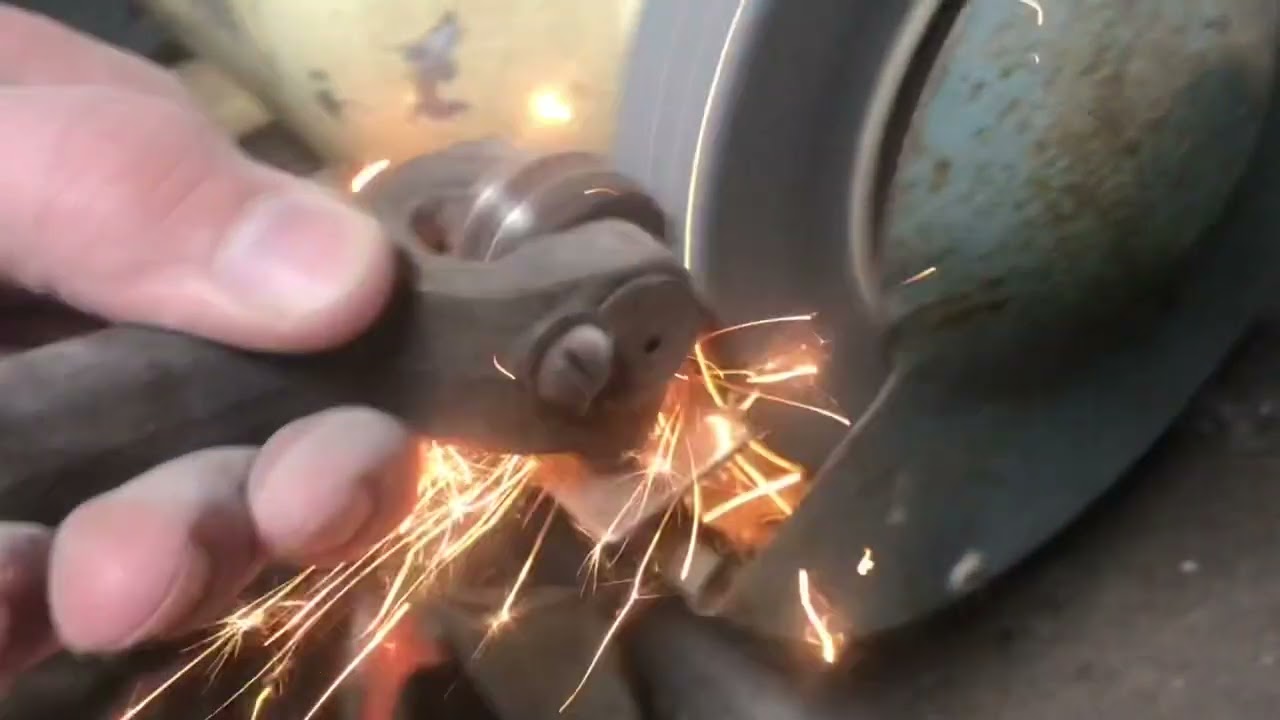 &ldquo;dressing&rdquo; a GRINDING WHEEL (making it flat is useful)