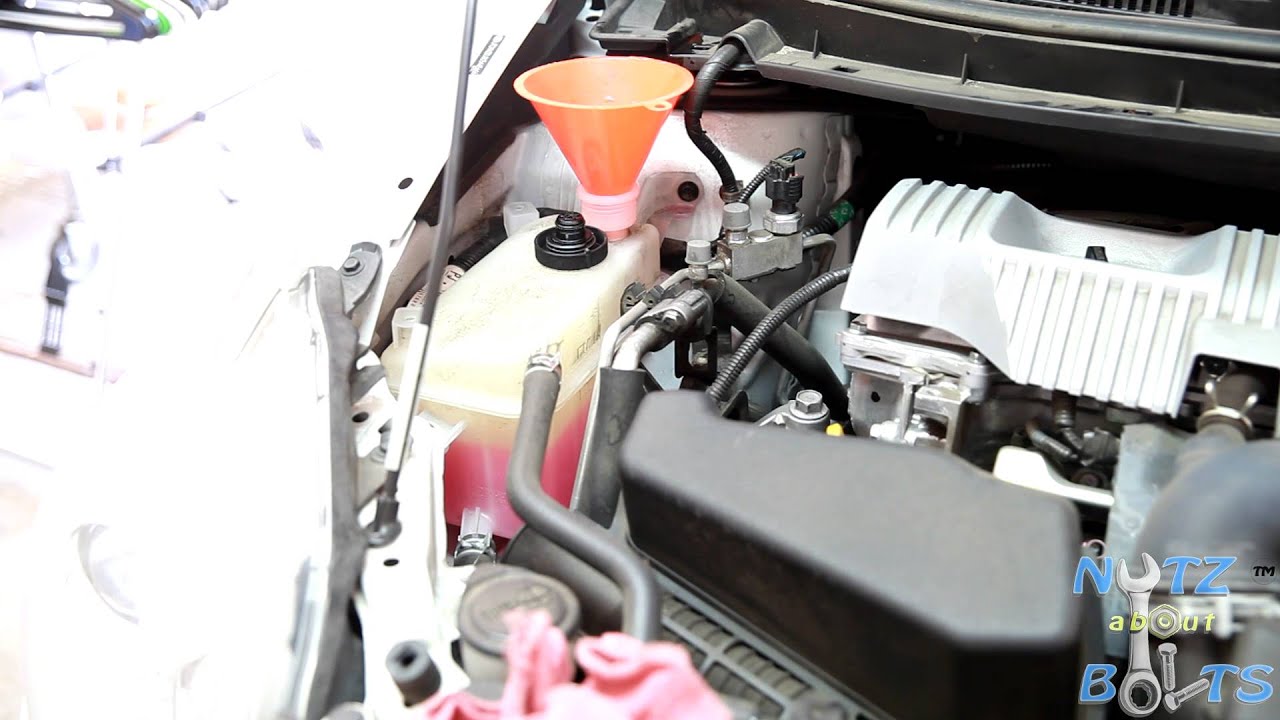 2010-2015 Toyota Prius Engine coolant drain and refill