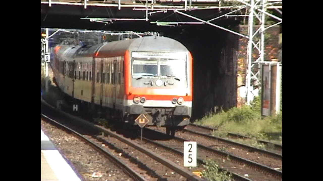 RegionalExpress train with DB 112 110 2 passes through Ostkreuz station  #112 #re #trainspotting