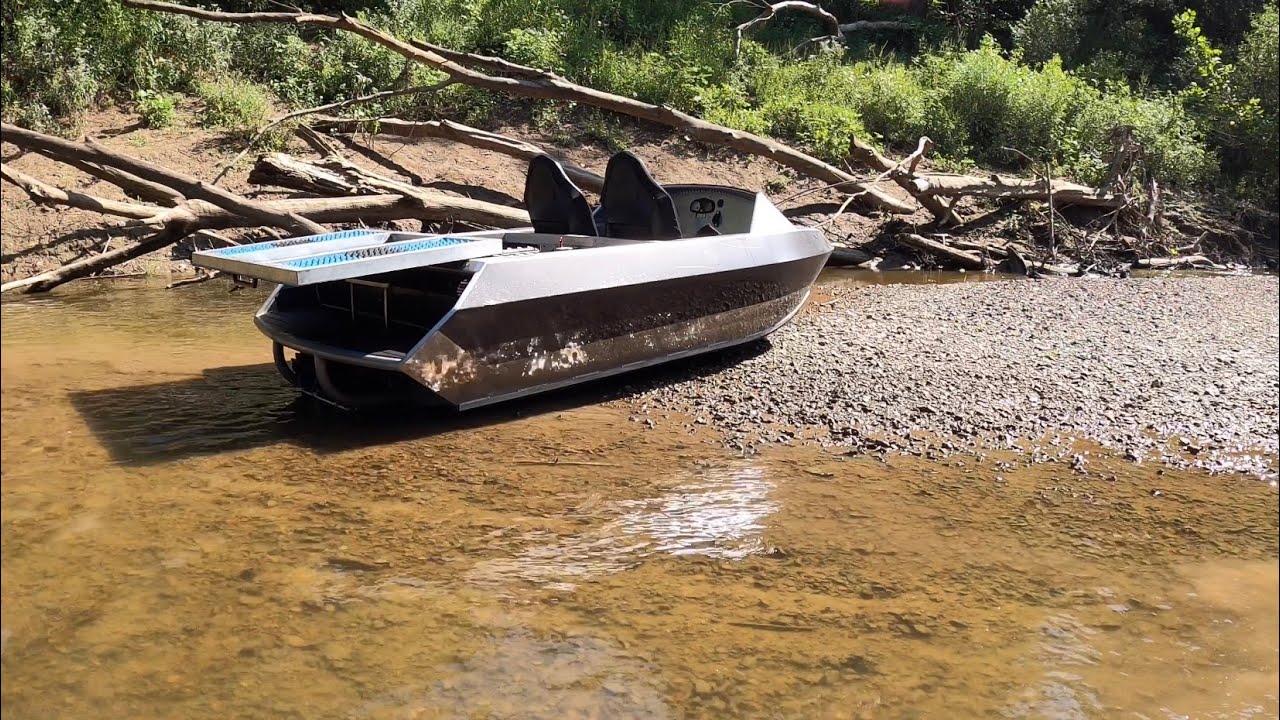 Mini Jet Boating - cleaning log jams on the Cuivre