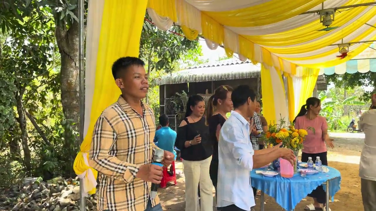 Rom Vong Khmer Trà Cú🌷#vanluongvlog #festival #music 