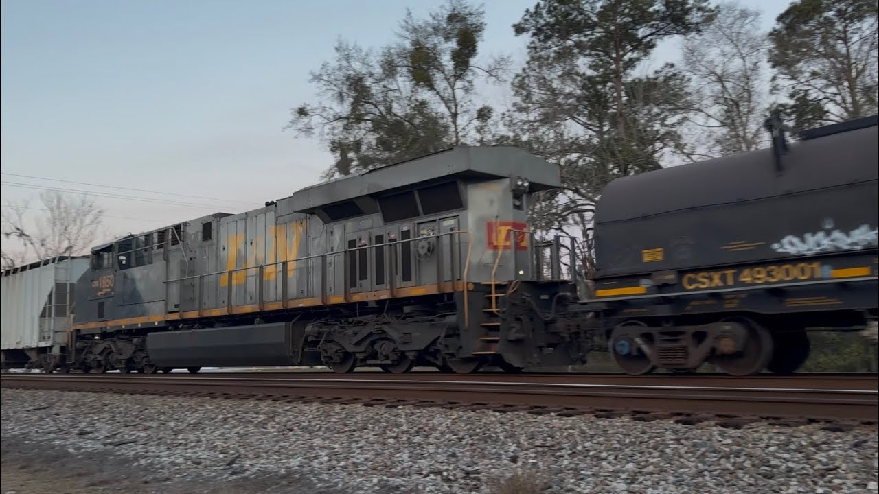 CSXT 1850 L&N Heritage Unit at Mid DPU on M492-17 at Ludowici, GA