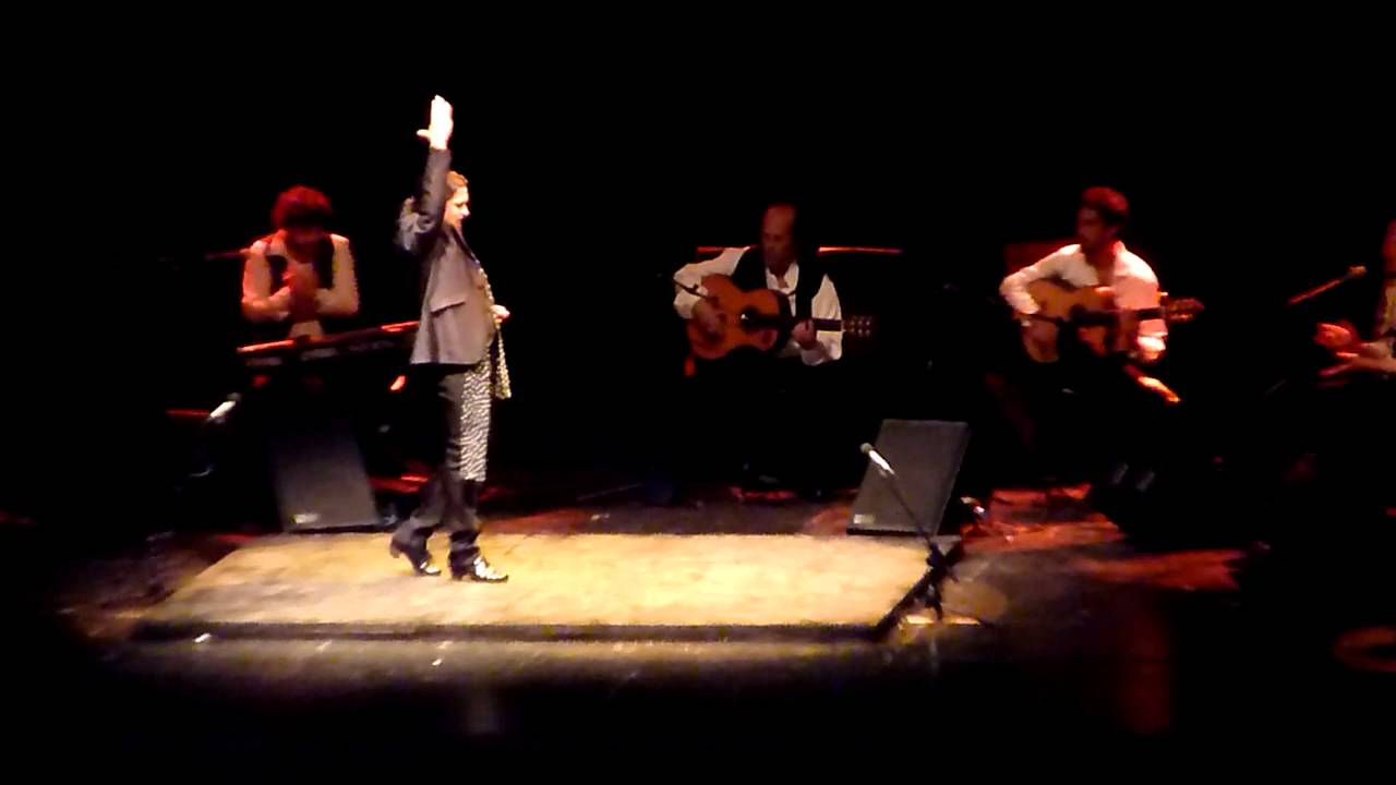 Paco de Lucia and flamenco dancer Farruco live at Pescara Jazz 2013