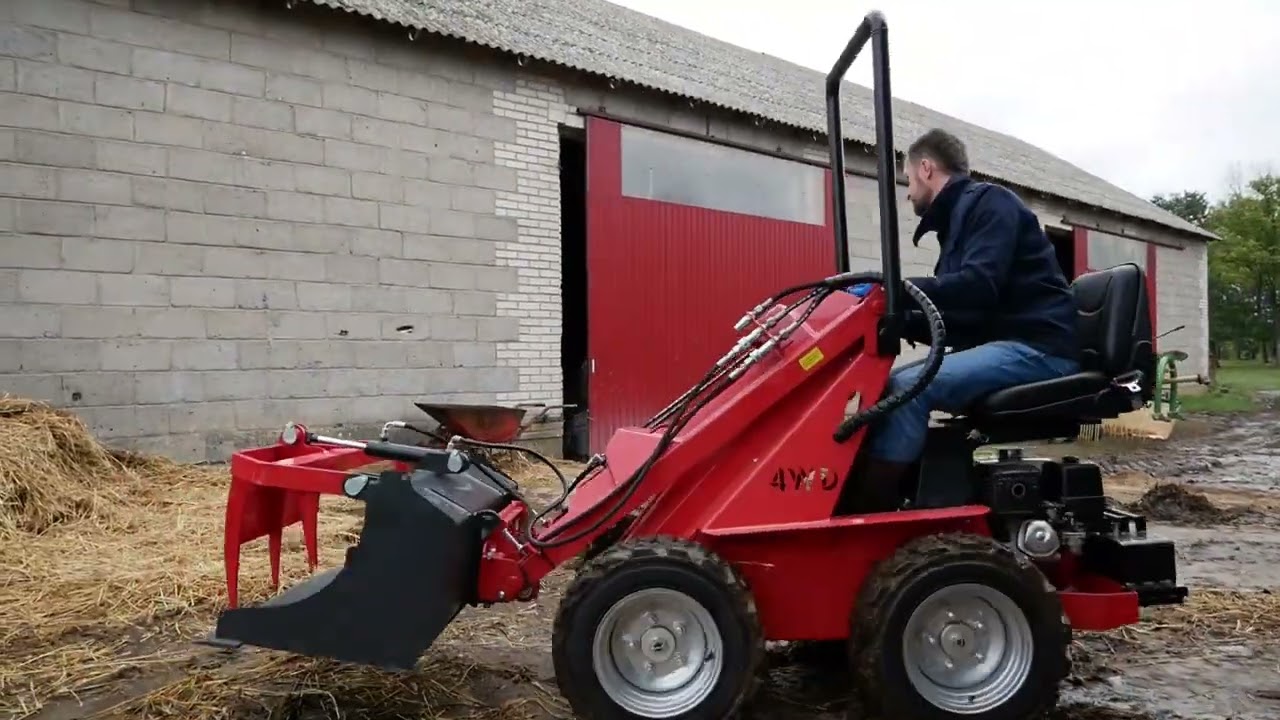Testujemy mini ładowarkę NEX N40 w oborze