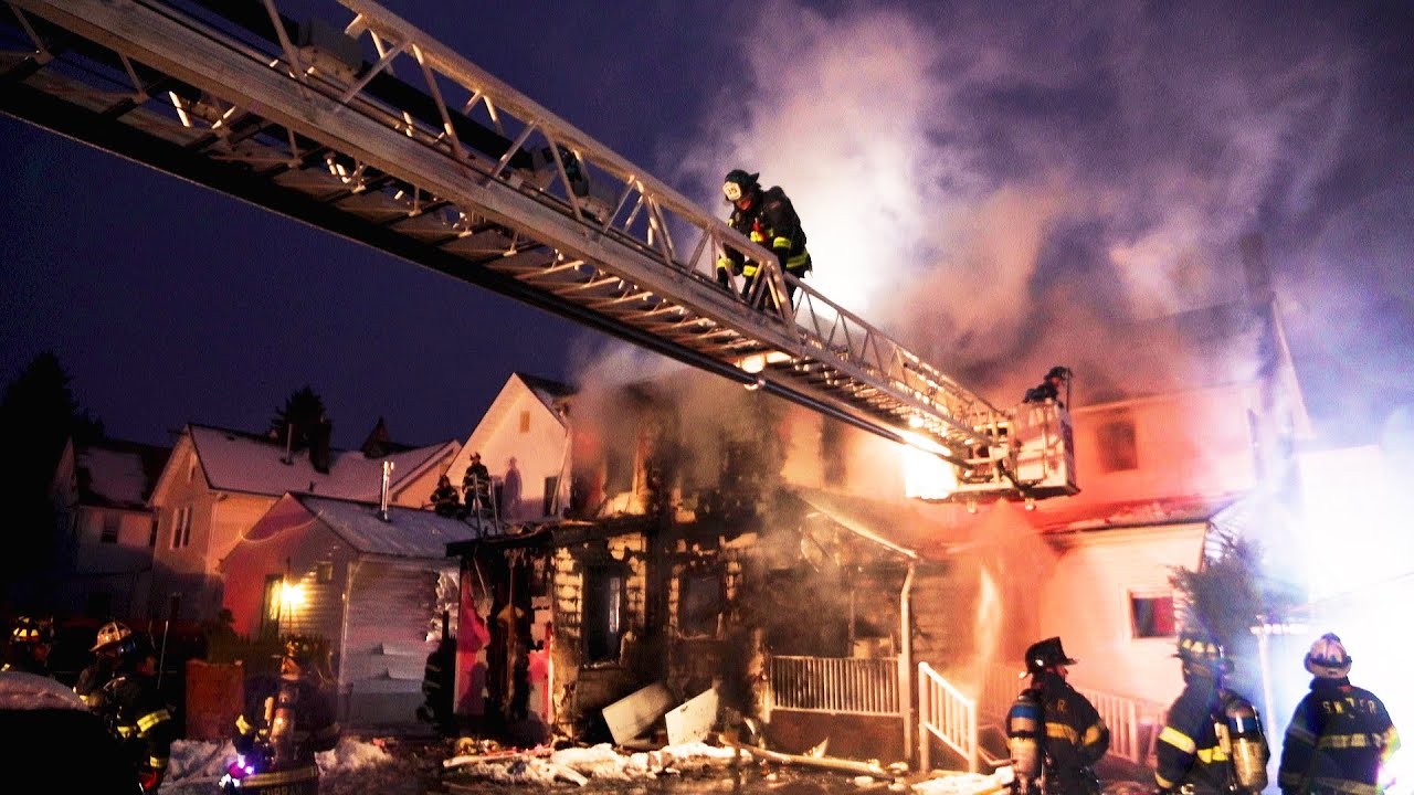 Manasquan Fire 2 Alarm Structure Heavy Smoke, Snow & Freezing (2/1/21)