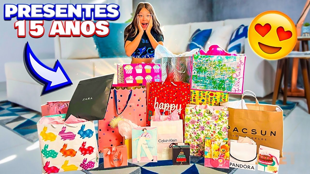 ABRINDO MEUS PRESENTES DE ANIVERSÁRIO DE 15 ANOS I FAMILYFUN5