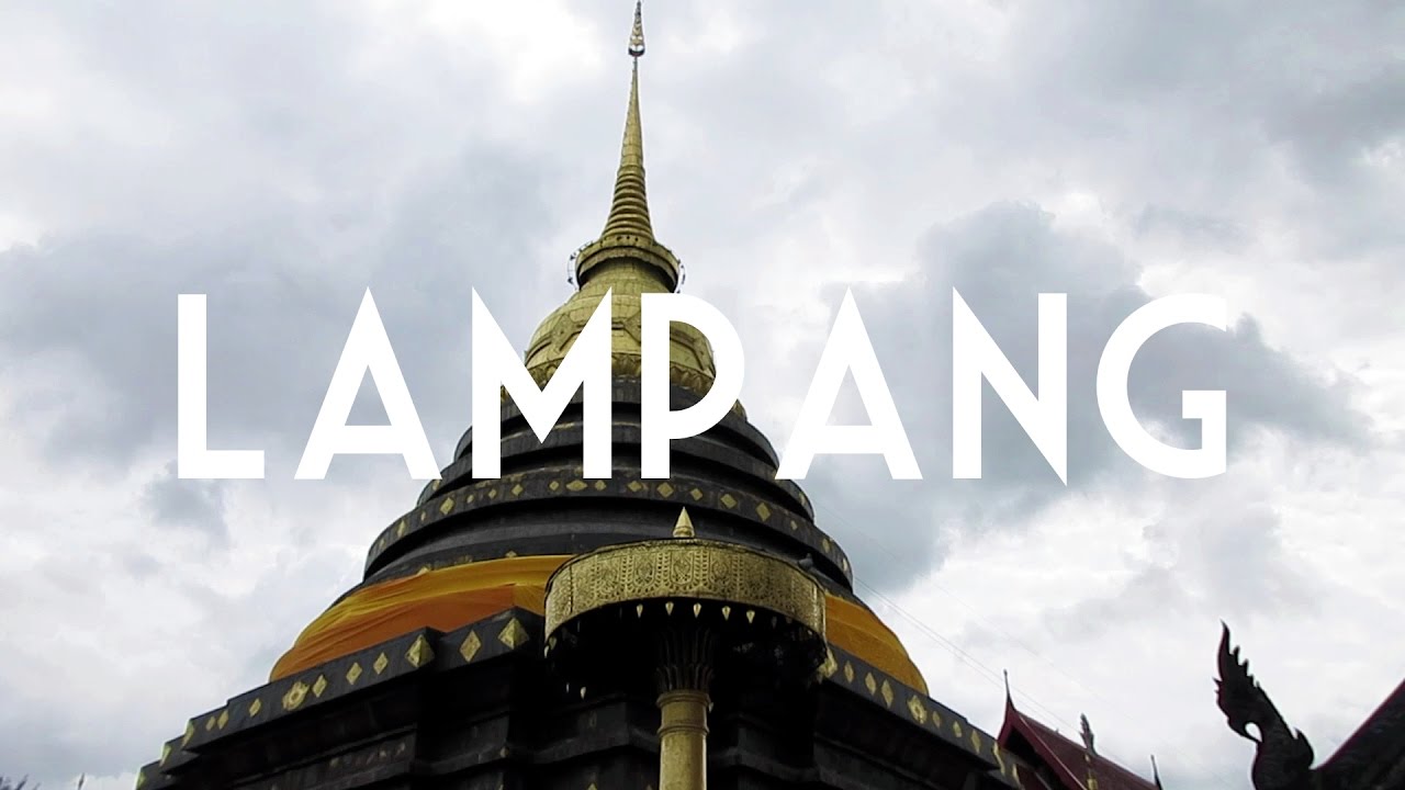 LAMPANG, THAILAND // Wat Phra That Lampang Luang // Travel Vlog