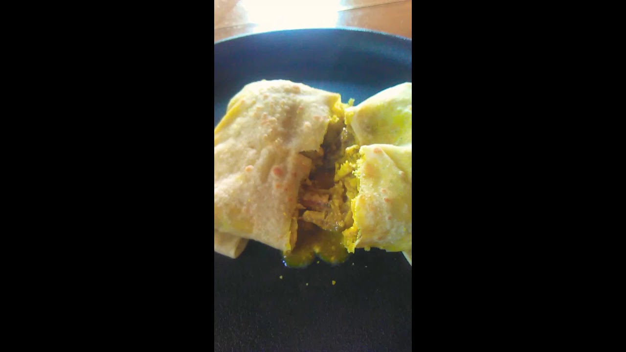 CURRY CHICKEN AND DHALPURI