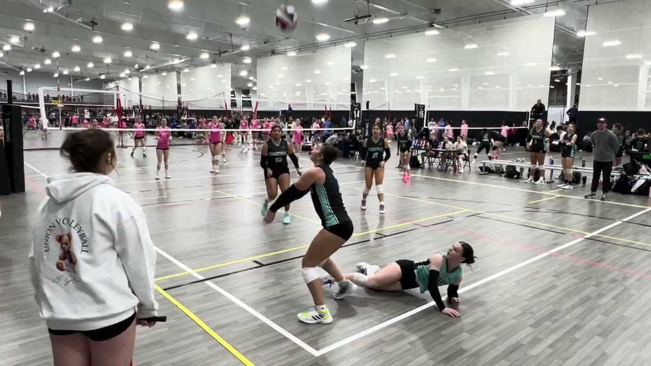 16 Black v 513VB 16-2