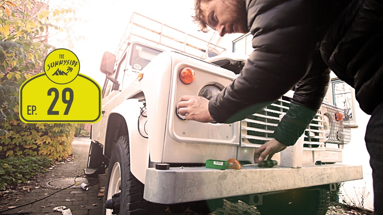 Es gibt neue Lampen für unseren Defender | Defender Restauration