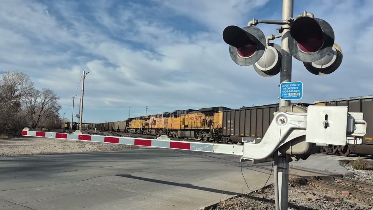 UP #6730 Coal Train E in Valley, NE (11-22-25)