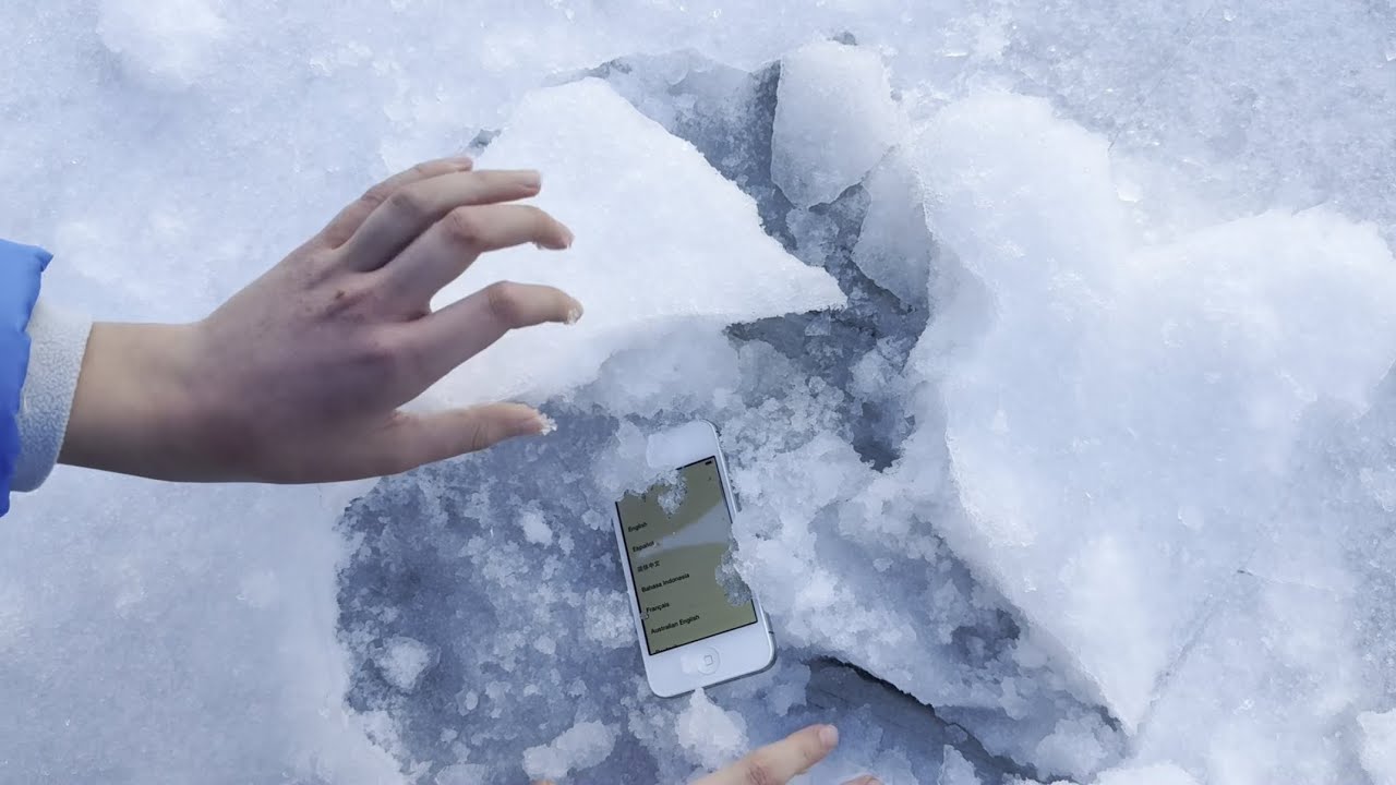 Can a 15 Year Old iPhone Survive Being Buried in Ice AND a Snow Storm??