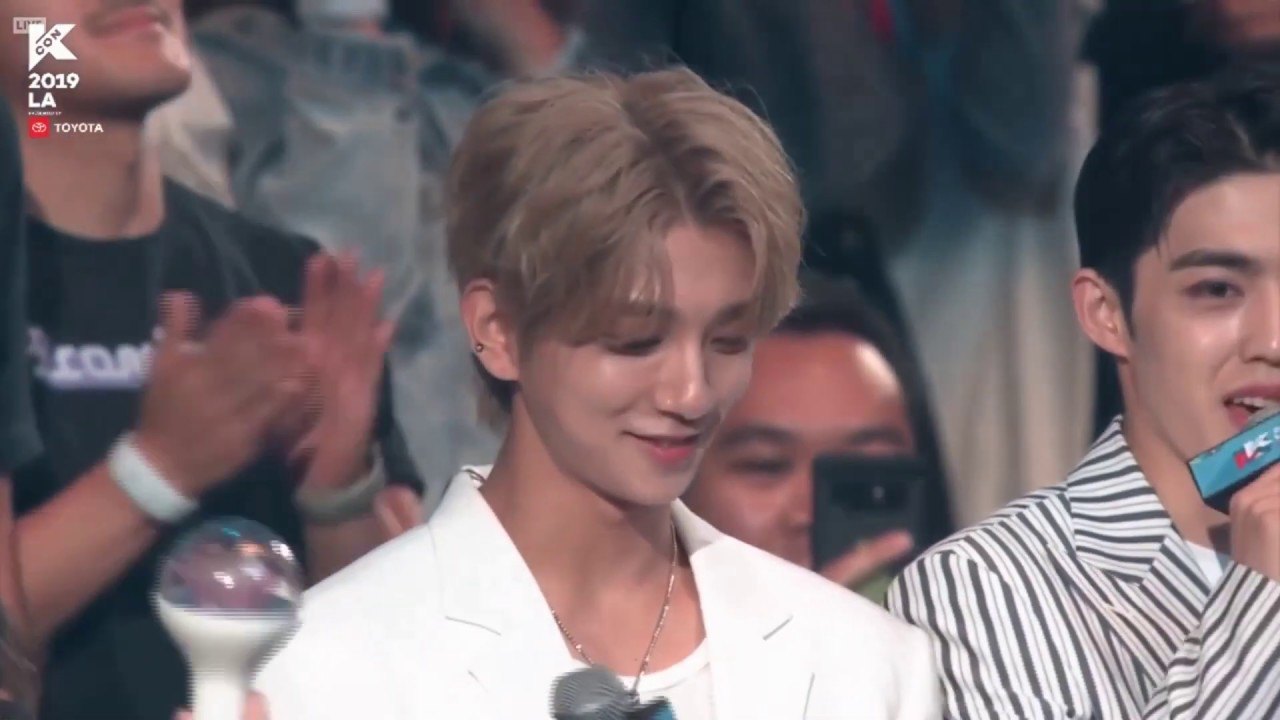 Seventeen Joshua speaking english (Kcon edition)
