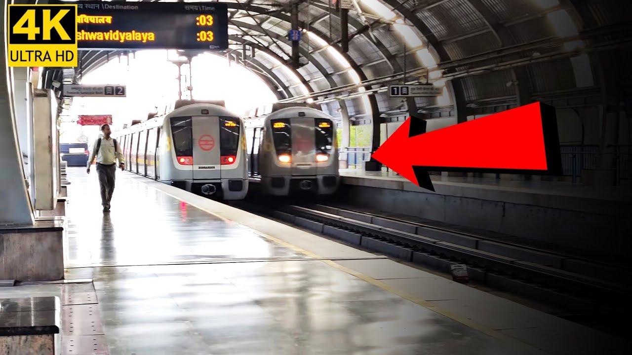 Delhi Metros Train Crossing Each Other at Qutub Minar Metro Station || 4K