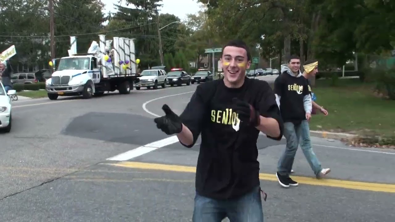 Hampton Bays Fall 2010 Homecoming Parade