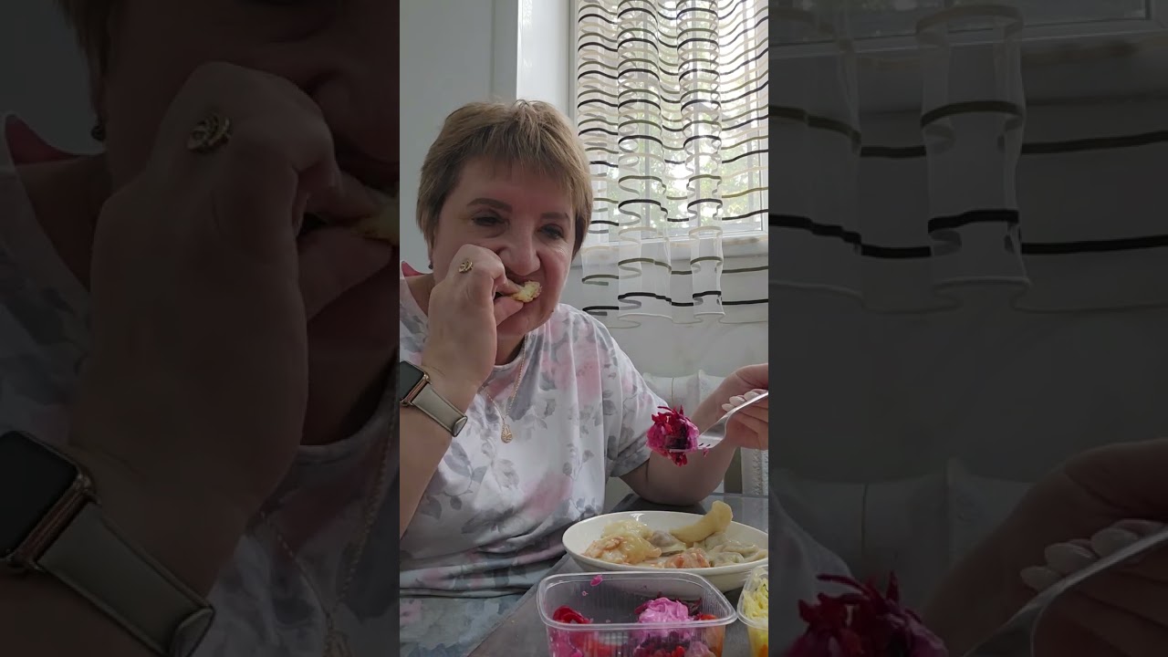 ОБЕД В СТОЛОВОЙ 