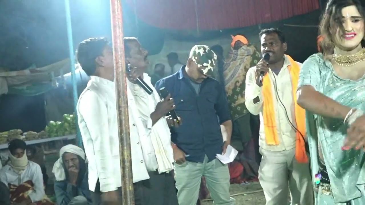 निमाड़ी गम्मत धावटी में  देस्गाव और  पाभई में 11