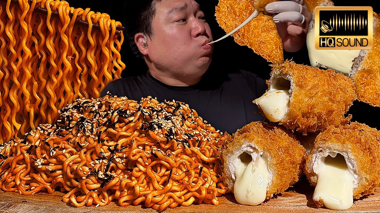 불닭볶음면 먹방 in 녹음실, 근데 이제 해설과 치즈돈까스를 곁들인..