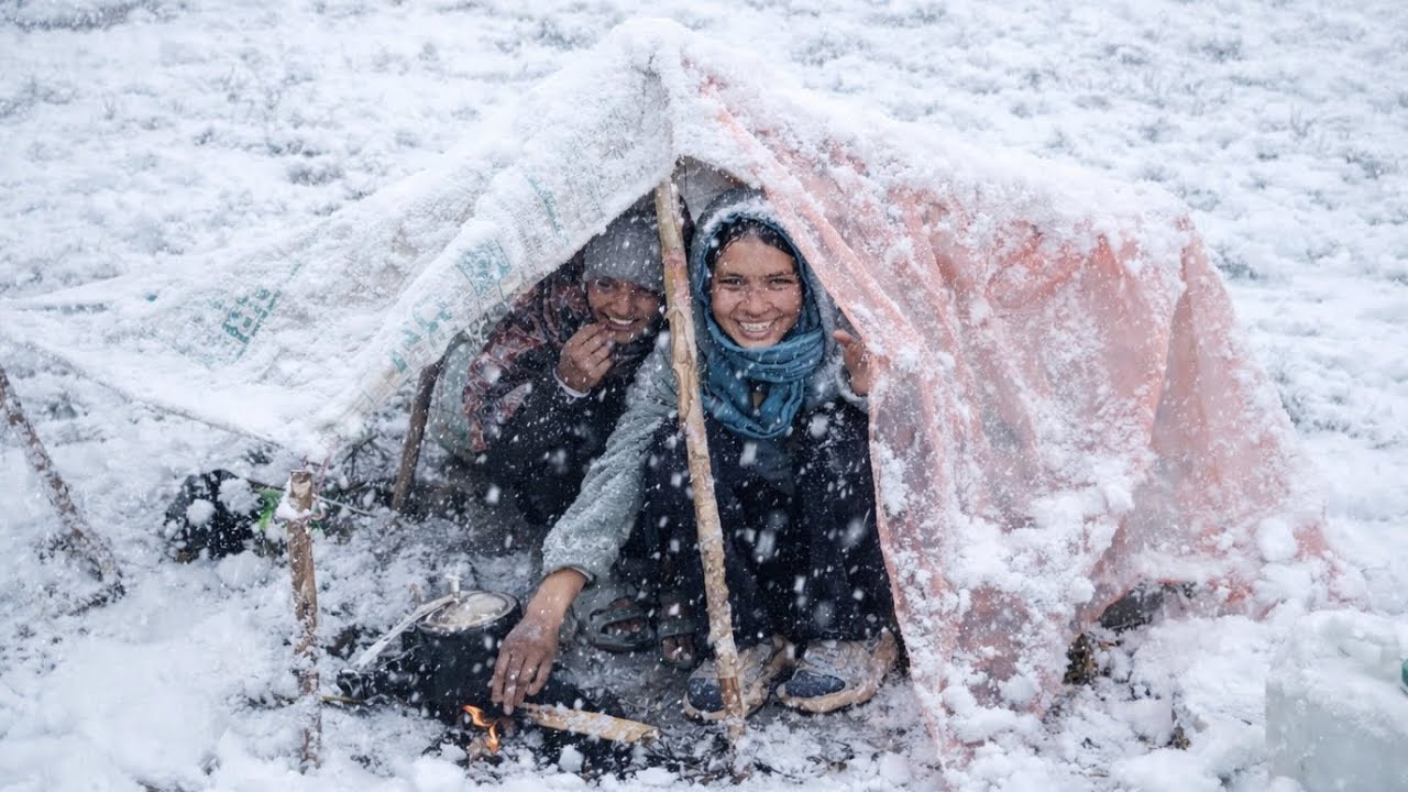 Best Life in A Himalayan Village During the Snowfall | Most Relaxing | Mountain  Documentary Video 