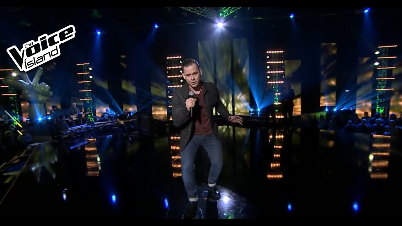 Hjörtur - House of The Rising Sun | The Voice Iceland 2015 | Semi - finals