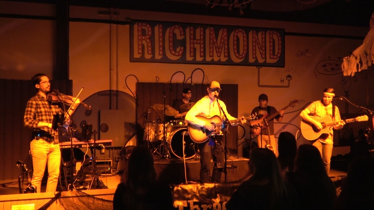 Three Chord Truth - Feathered Indians (Tyler Childers Cover)