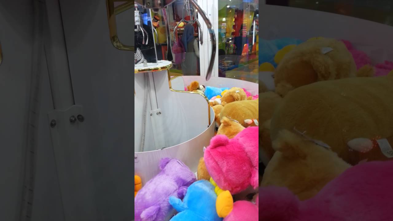 Moving castle claw machine failed