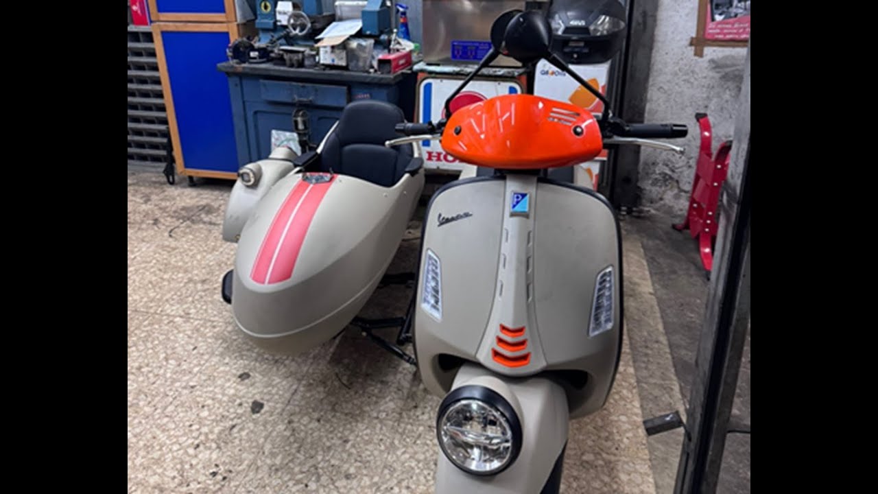 Una Vespa con il sidecar? Eccola!