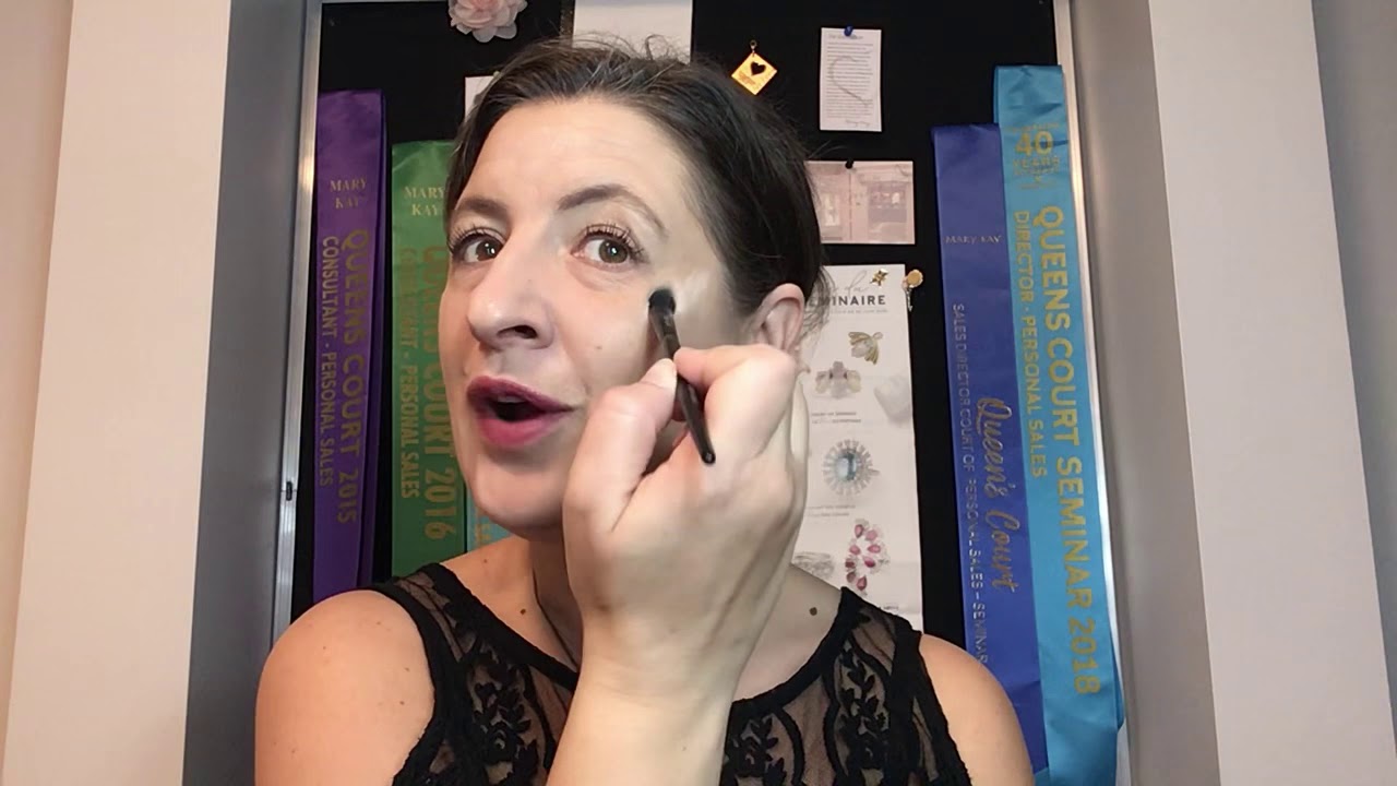 Contouring Tutorial for a Heart Shaped Face #contour #makeuptutorial