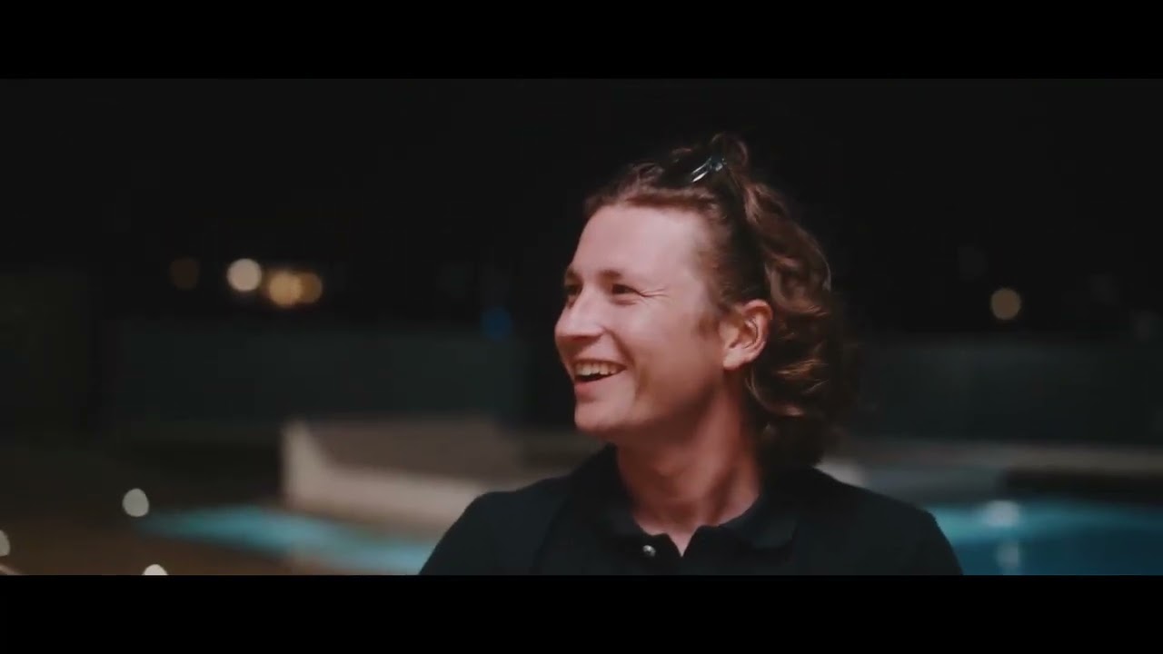 Film manifeste – Travailler autrement | Voix-off grave et inspirationnelle | Osmose