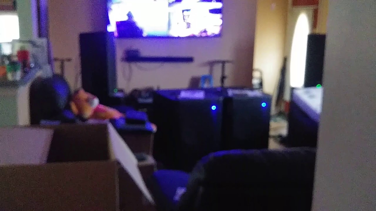 Peavey RBN 118 Subs &. Mackie Thumps 15 3rd. Gen