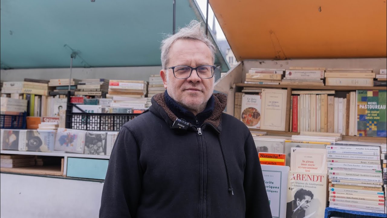 No Comment : Portrait d'un bouquiniste des quais de Seine - Paris